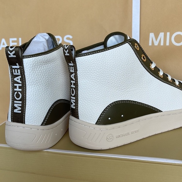 MICHAEL KORS SHEA MID HIGH TOP
FAUX LEATHER
49F3SHFESL
OLIVE
New - Picture 13 of 16